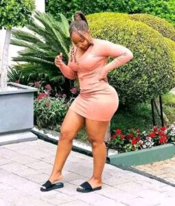 Rich UAE Sugar Mummy In Dubai Is Ready For Connection, Are You Available Now? - Get Connected HERE