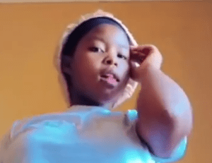 Ama-2k-Babe-DuduzileIs-Horny