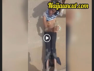 Boobs Out as Two Girls Fight in Street