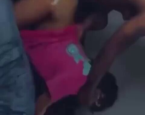 Nigerian Bachelor Records Himself Fucking His Landlord’s Daughter With Big Nyash (18+)