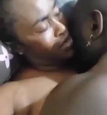 Benin Boy And Edo Sugar Mummy With Big Breasts From Italy Sextape (18+)