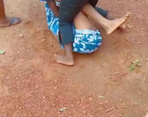 2 Nigerian Igbo Sisters Seen Fighting Over A Man In Public (18+)