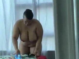 Mzansi Guy Records Naked Girlfriend With Big Breasts Doing House Chores After Sex (18+)