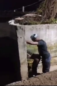 Guy Having Doggy Style Sex With Mzansi Girl With Big Ass In The Backyard In Public (18+) Screenshot_20260209-184604.jpg