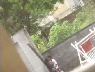 Sexy Indian Couple Seen Having Sex In Public (18+)