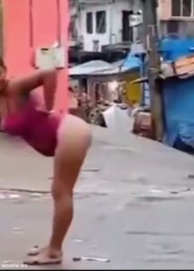 Boobs Exposed In Public As Brazilian Girls Fight And Get Stripped Over Who Is The Prettiest (18+) Boobs Exposed In Public As Brazilian Girls Fight And Get Stripped Over Who Is The Prettiest (18+)