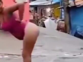 Boobs Exposed In Public As Brazilian Girls Fight And Get Stripped Over Who Is The Prettiest (18+)