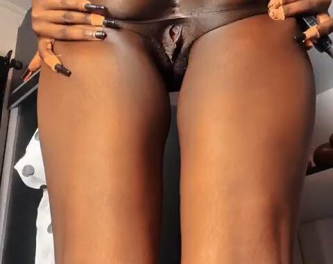 Sweet black pussy!