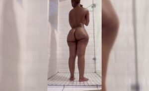 Thick Kampala Babe Bathroom Nude Video Thick-Kampala-Babe-Bathroom-Nude-Video