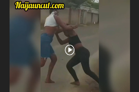 Two African Girls Boobs Out as They Fight on the Street