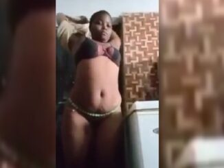 Watch Jennifer Getting Herself Naked
