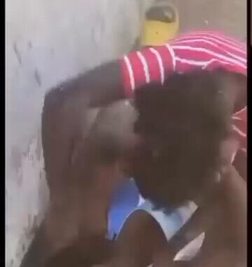 Zambian Girls Seen Fighting Over A Man In Public (18+)