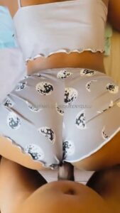 Zulu gal fuck doggy style pose! Zulu gal fuck doggy style pose!